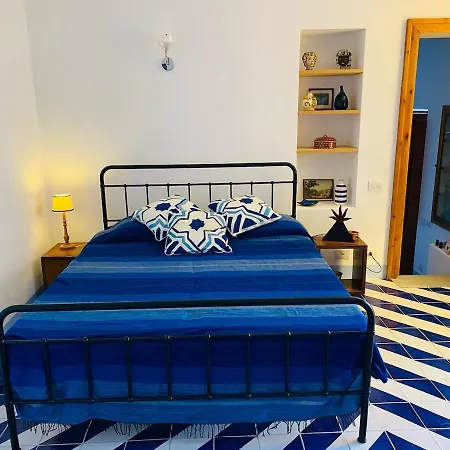 Casa Mandarino - Central, View And Silence * 斯特龙博利