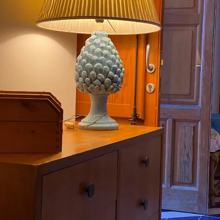 度假居 Casa Mandarino - Central, View And Silence 斯特龙博利